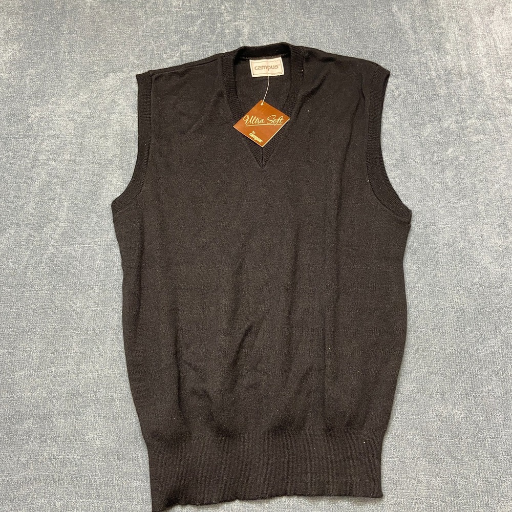 VTG Campus Sweater Men Large Black Knitted V-Neck Winter Sleeveless Classic